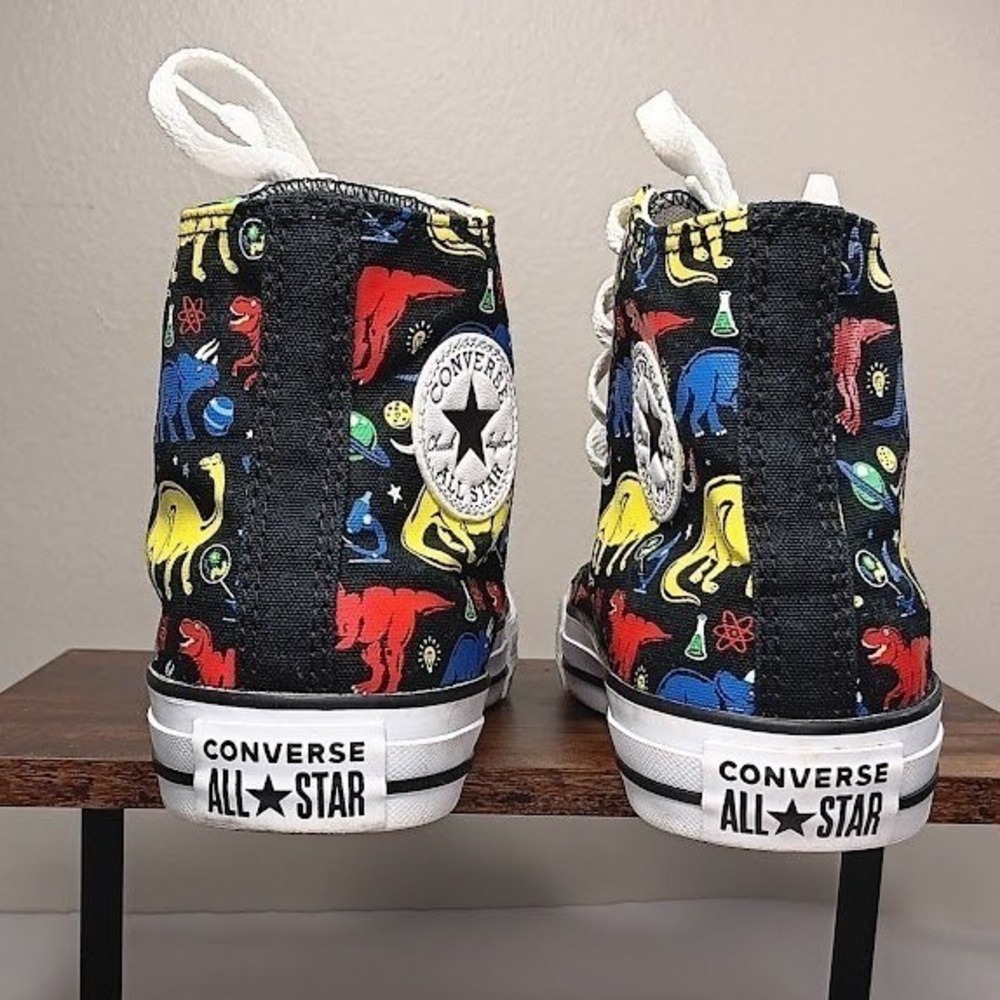 Converse Chuck Taylor High Top Kids Size 6 Black Dinosaur Science Excellent - Picture 4 of 11